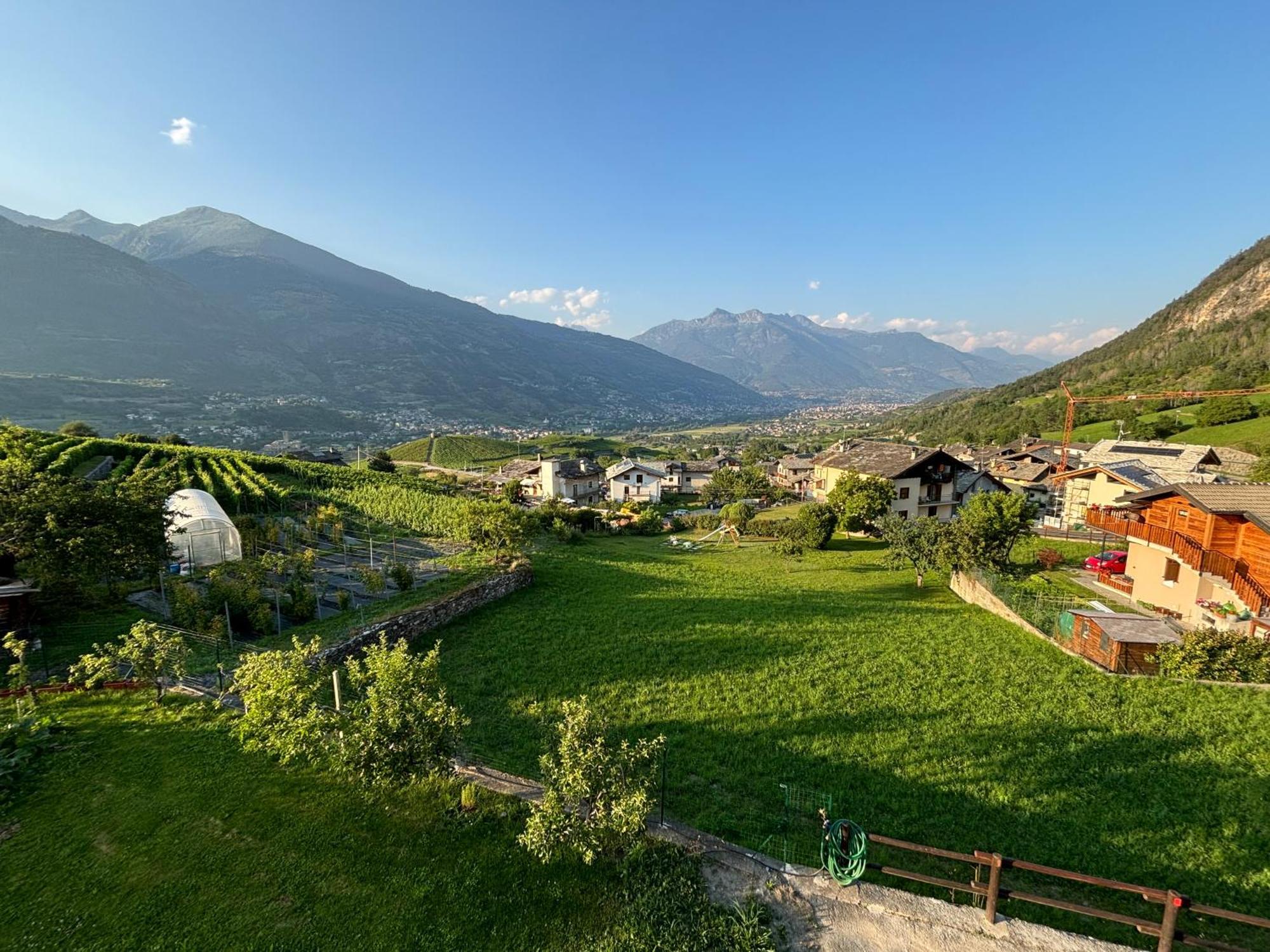 Appartamento La Casa Dell'Acero Aymavilles Esterno foto